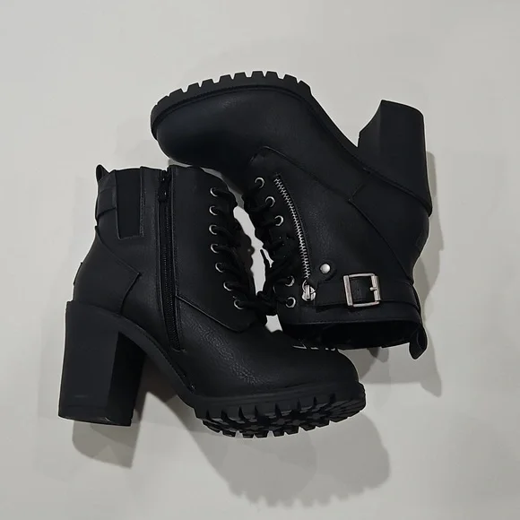 Torrid Black Combat Ankle Boots Heeled 3inch High Nwot. Size 8 - Picture 3 of 9